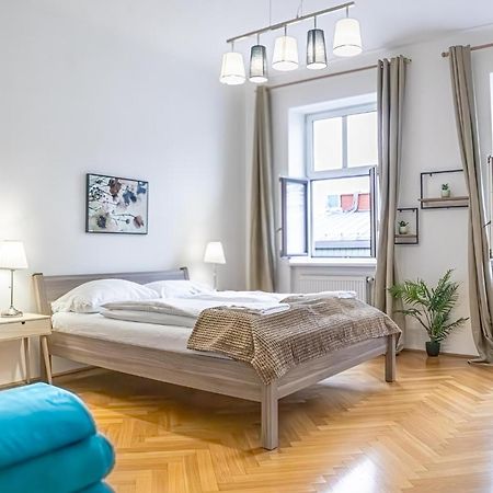 Comfortable 2Br Apt.-Near Wiener Stadthalle Exteriör bild