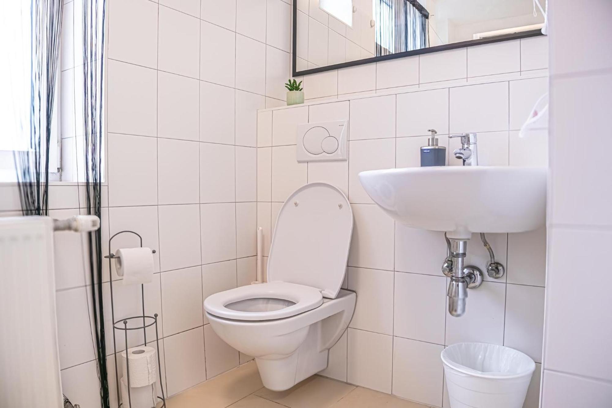 Comfortable 2Br Apt.-Near Wiener Stadthalle Exteriör bild
